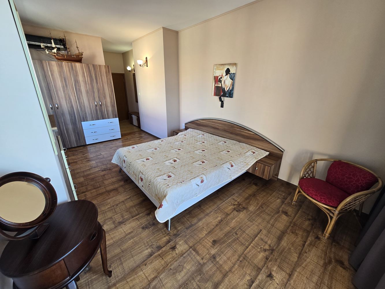 Wolnostojący dom z panoramicznym widokiem na morze i własnym ogrodem w Sveti Vlas