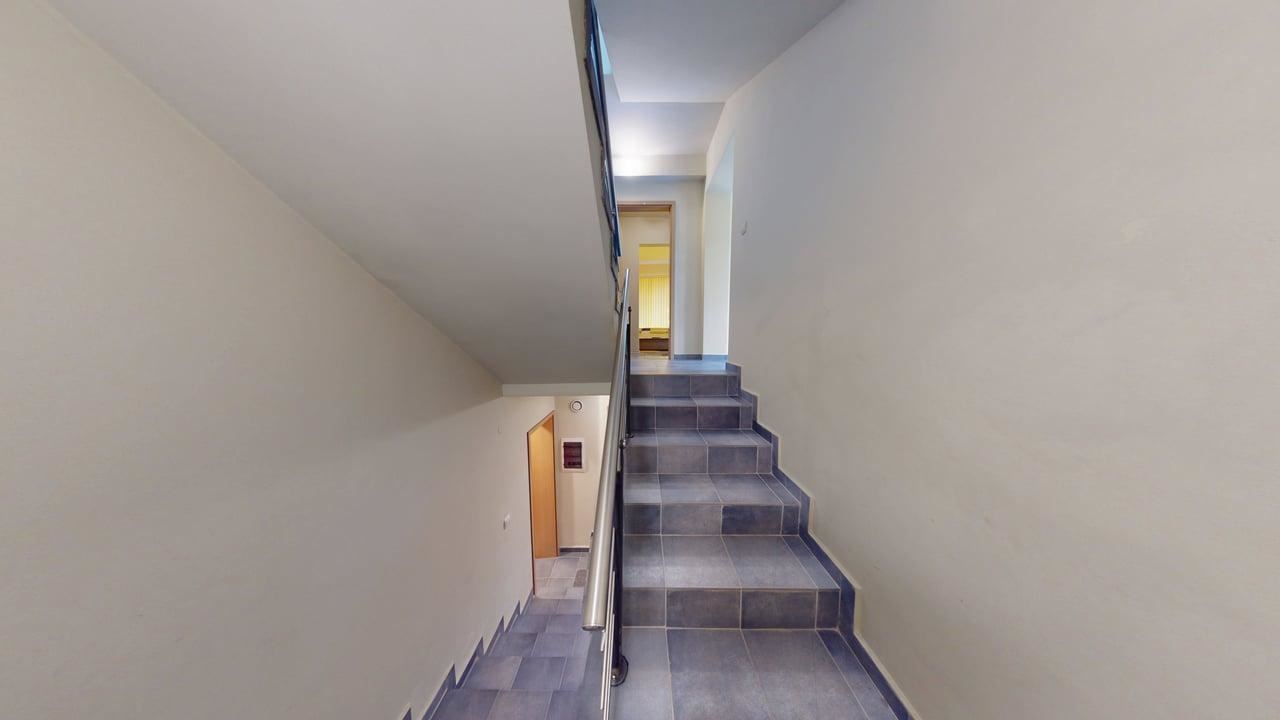 Panoramiczny czterokondygnacyjny dom z 8 sypialniami i widokiem na morze w Słonecznym Brzegu – bez opłaty eksploatacyjnej