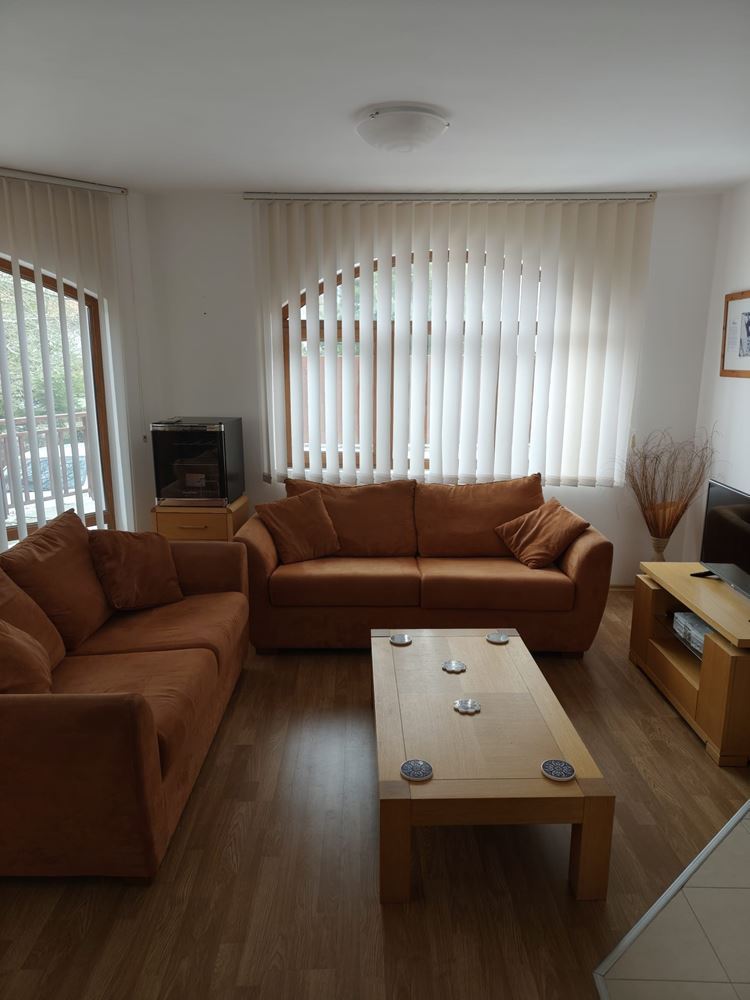  Luksusowy dwupoziomowy dom z basenem i pięknym widokiem w prestiżowym kompleksie – Acheloj