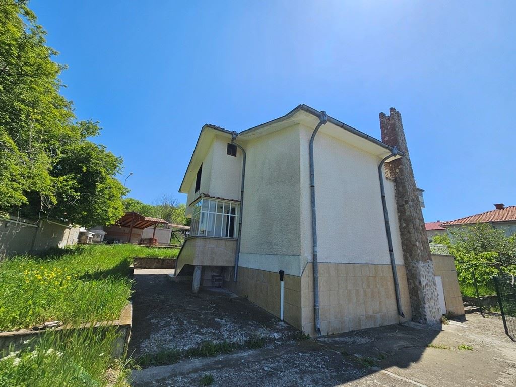 Przestronny dom wolnostojący z panoramicznym widokiem w Kosharitsa