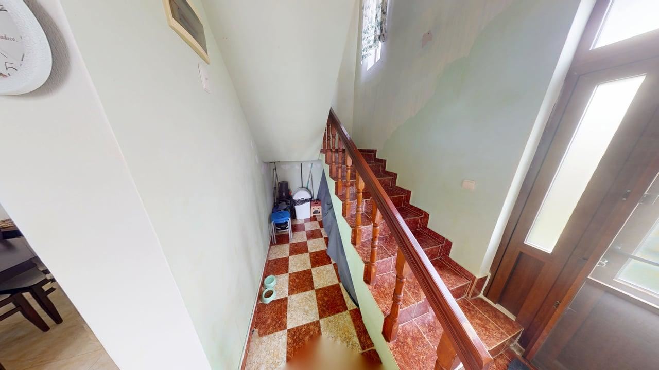 Dwupiętrowy dom w miejscowości Poroj – spokój, przestrzeń i komfort blisko morza