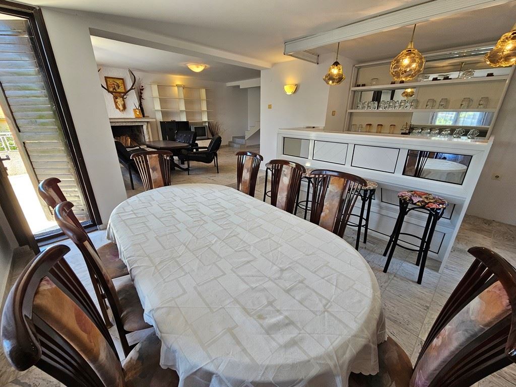 Przestronny dom wolnostojący z panoramicznym widokiem w Kosharitsa