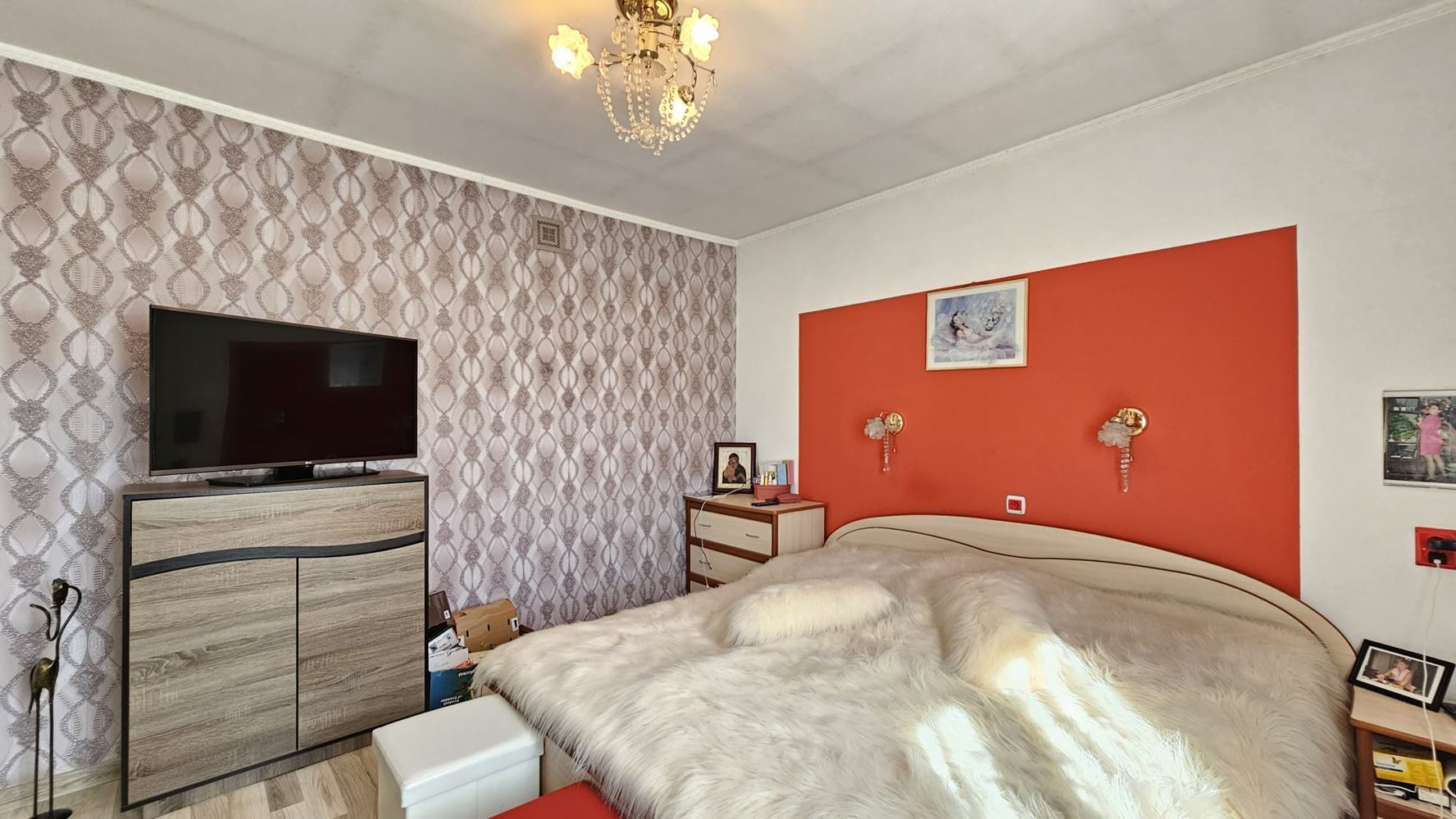  Doskonały parterowy dom z basenem i przestronnym ogrodem w wiosce Dyulevo