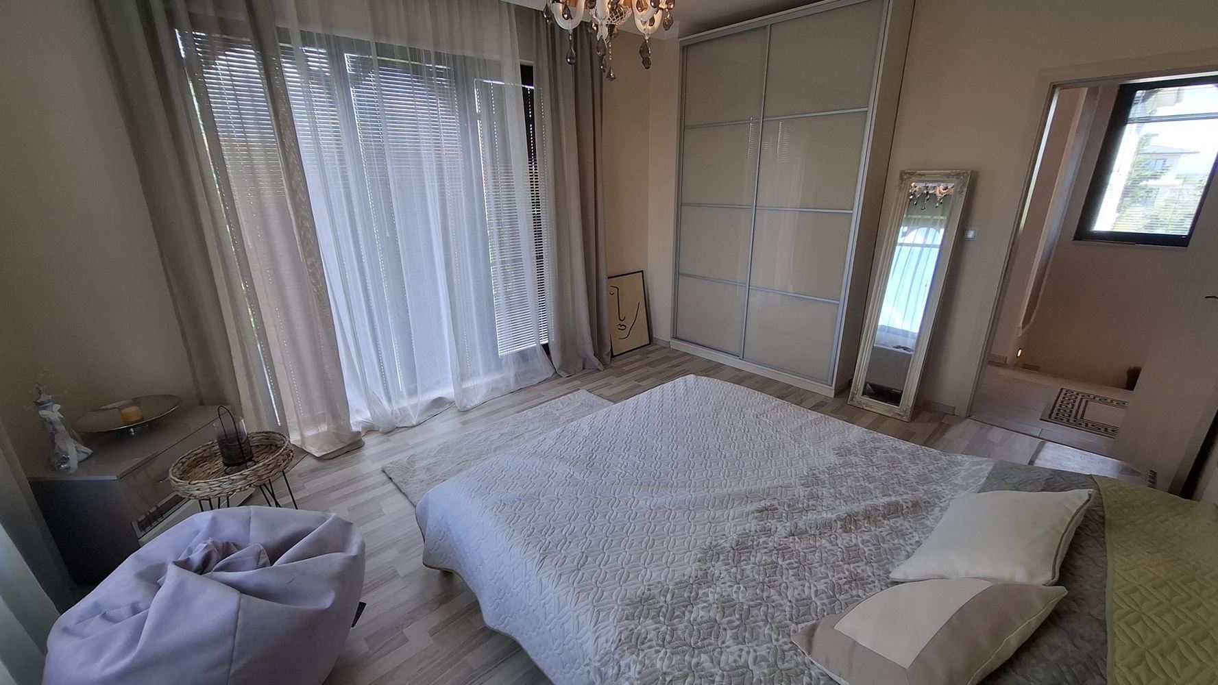 Luksusowy dwupiętrowy dom w prestiżowym kompleksie w Pomorie