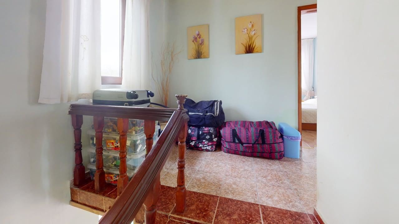 Dwupiętrowy dom w miejscowości Poroj – spokój, przestrzeń i komfort blisko morza