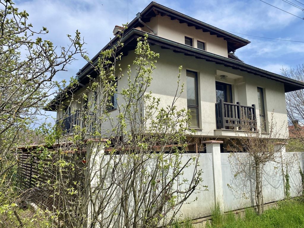 Dom z gotowym biznesem w Primorsku – działający rodzinny hotel lub przytulny dom nad morzem z potwierdzonym dochodem