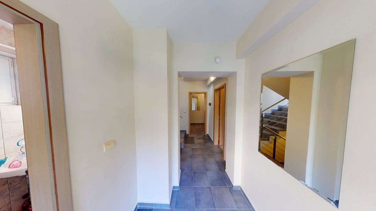 Panoramiczny czterokondygnacyjny dom z 8 sypialniami i widokiem na morze w Słonecznym Brzegu – bez opłaty eksploatacyjnej