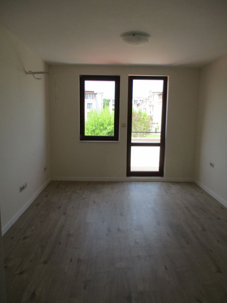 Dwupiętrowy dom typu townhouse w kompleksie „Green Life”, Sozopol – stylowe życie tuż przy plaży