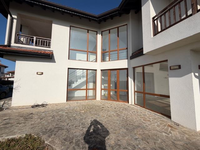  Luksusowy dwupiętrowy dom z widokiem na morze w Aheloy