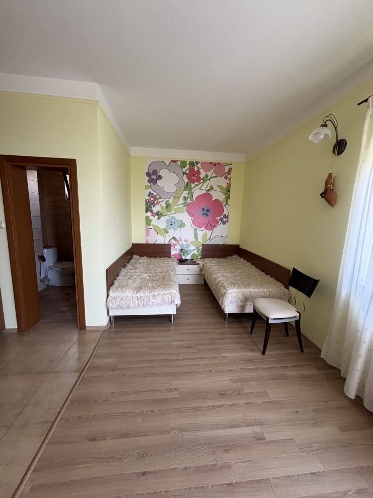 Wolnostojący dom z panoramicznym widokiem na morze i własnym ogrodem w Sveti Vlas