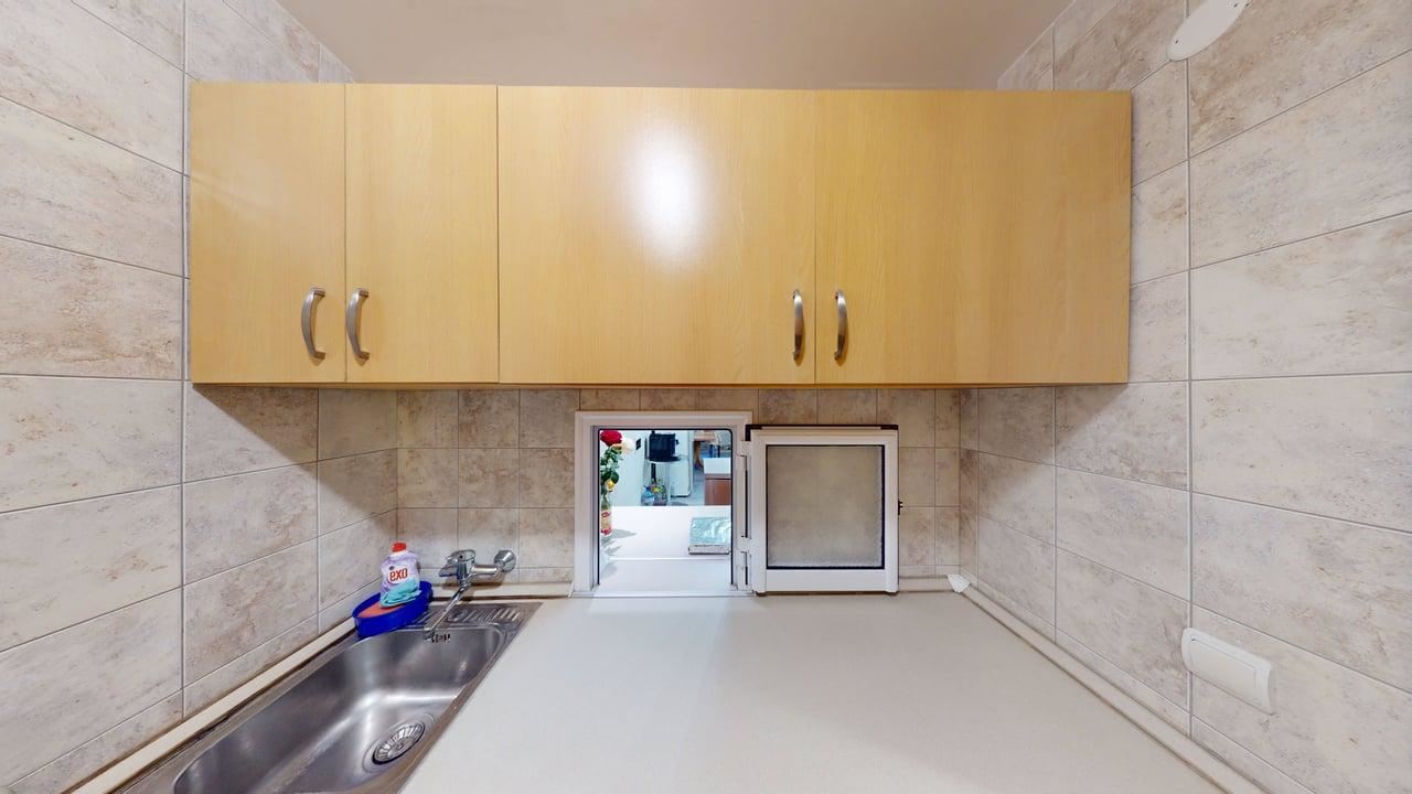 Panoramiczny czterokondygnacyjny dom z 8 sypialniami i widokiem na morze w Słonecznym Brzegu – bez opłaty eksploatacyjnej