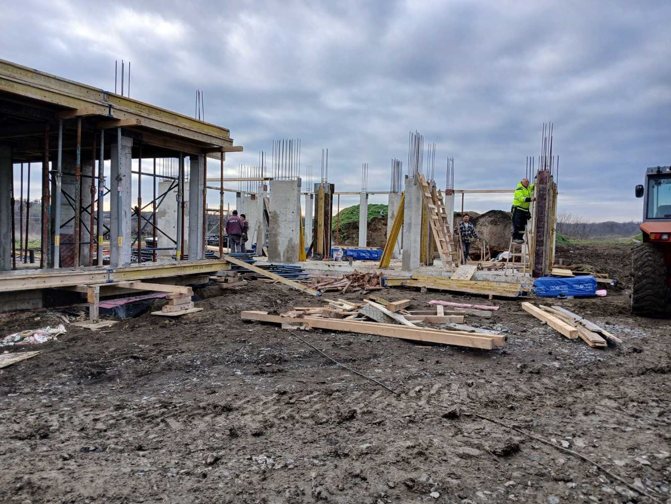 Nowoczesny dom z pięcioma pokojami i działką 400 m², trzema sypialniami i bez opłaty za utrzymanie w Vetren w Burgas