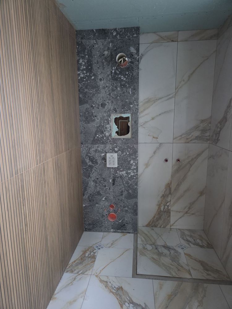 Pomorie – nowoczesny dom dwukondygnacyjny z czterema sypialniami – bezpieczeństwo, energooszczędność i komfort bez kompromisów