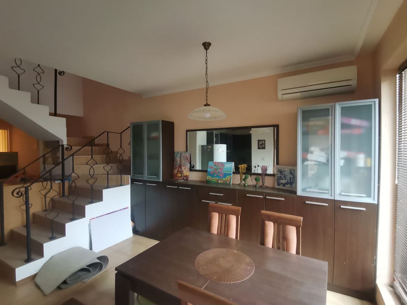 Przestronny dwupokojowy townhouse z ogrodem i tarasami w Sveti Vlas