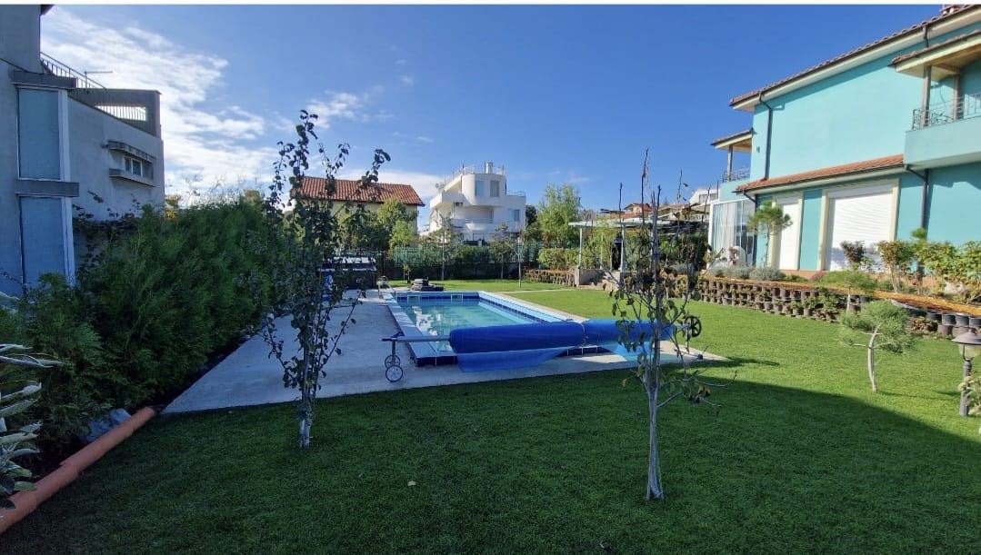 Nowoczesny dom wolnostojący z panoramą morza i podgrzewanym basenem w Chervenka, Chernomorets