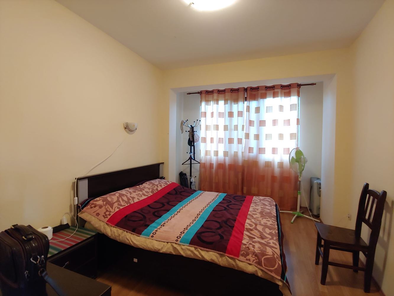 Przestronny dwupiętrowy dom z ogromnym ogrodem, kominkiem, sauną i jacuzzi we wsi Drachevo
