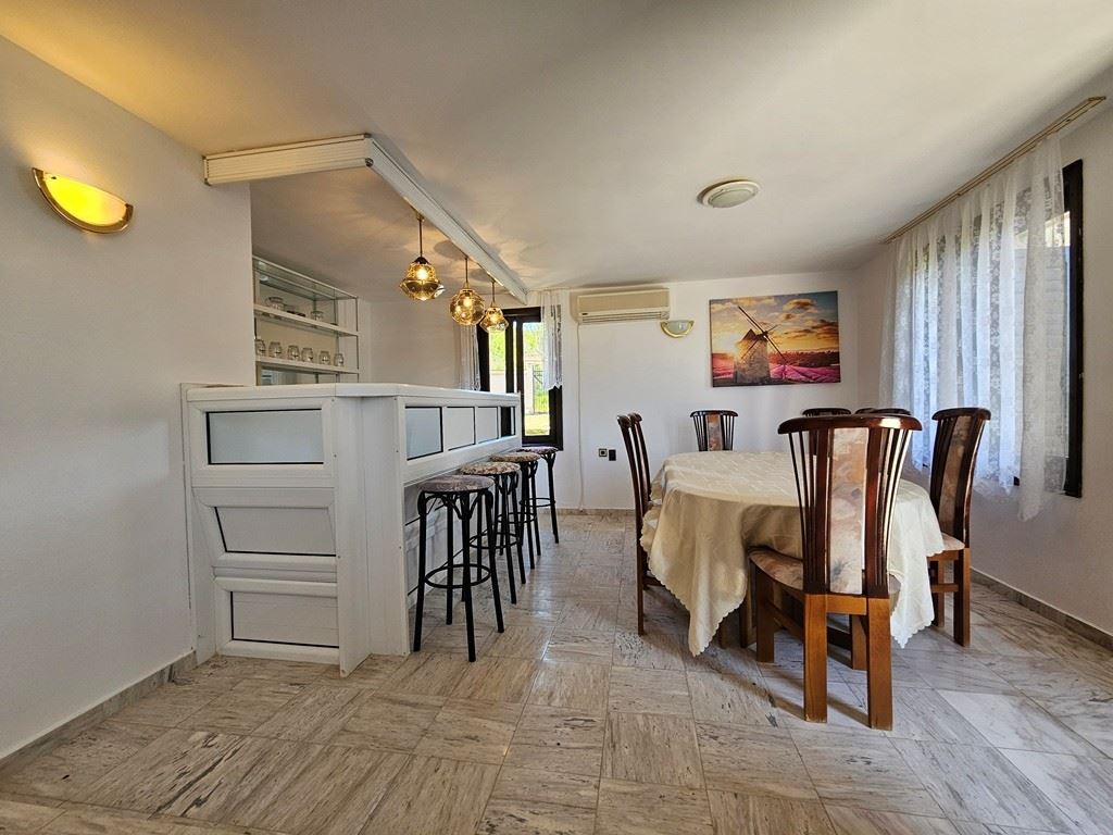 Przestronny dom wolnostojący z panoramicznym widokiem w Kosharitsa