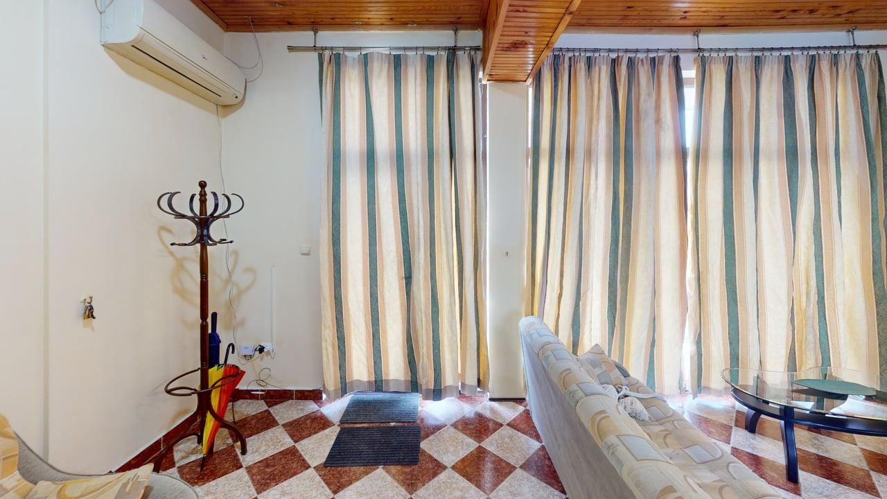 Dwupiętrowy dom w miejscowości Poroj – spokój, przestrzeń i komfort blisko morza