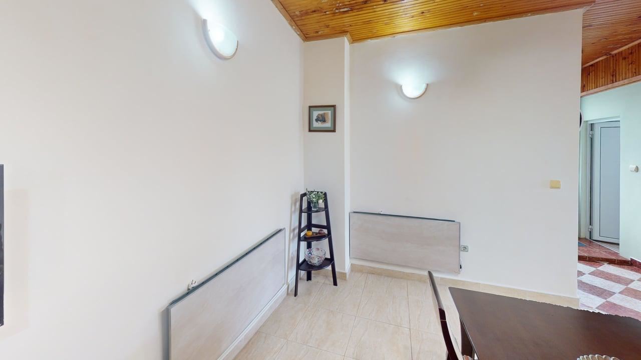 Dwupiętrowy dom w miejscowości Poroj – spokój, przestrzeń i komfort blisko morza