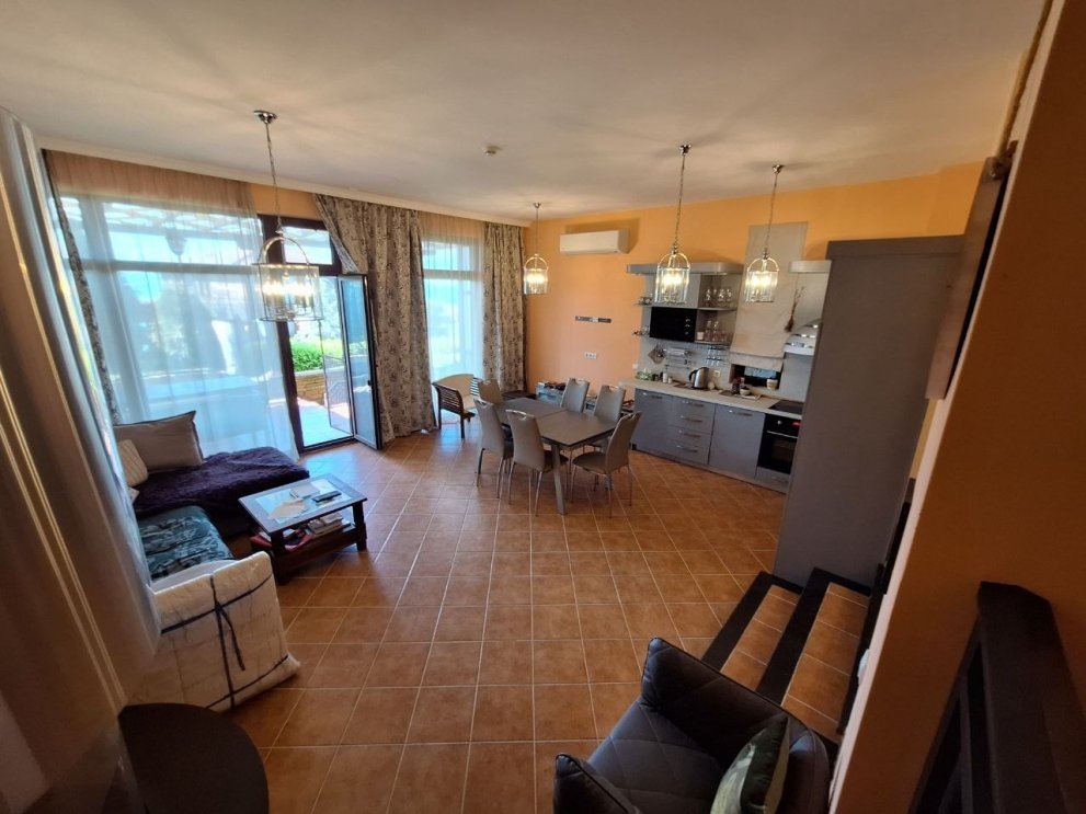 Elegancki dom z panoramą morza w prestiżowym kompleksie Sozopolis w Sozopolu – luksus, komfort i inwestycja na pierwszej linii